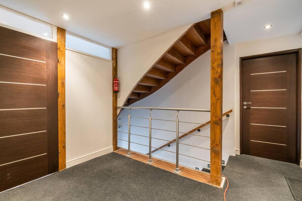 Appartement Lumineux Coeur De Station Толлон Экстерьер фото